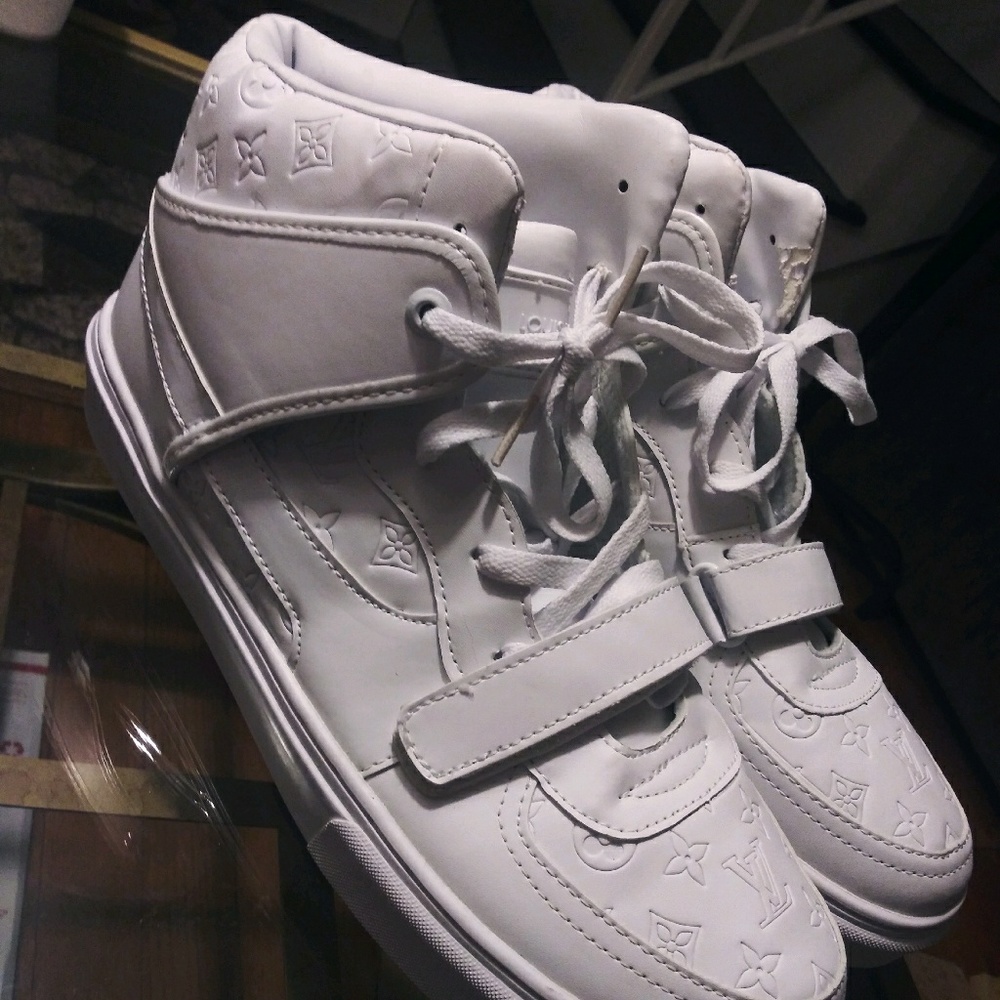 Authentic Lv sneakers